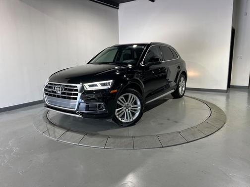 2018 Audi Q5 2.0T Prestige