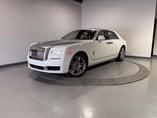 2018 Rolls-Royce Ghost Sedan