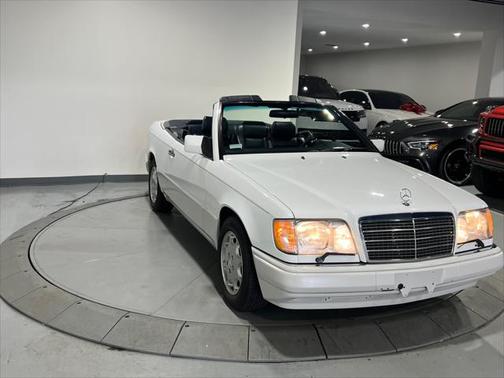 1994 Mercedes-Benz E-Class E 320
