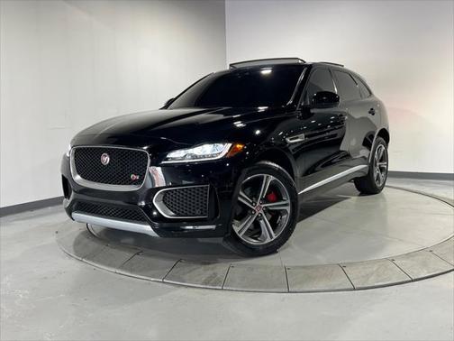 2019 Jaguar F-PACE S