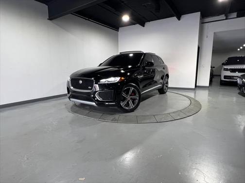 2019 Jaguar F-PACE S