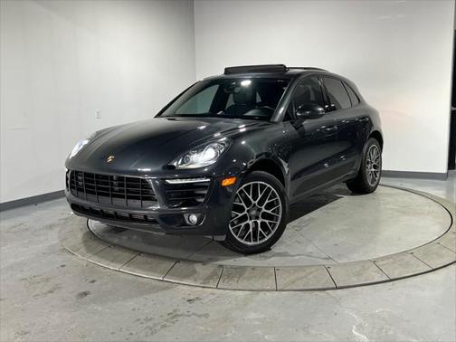 2018 Porsche Macan Base