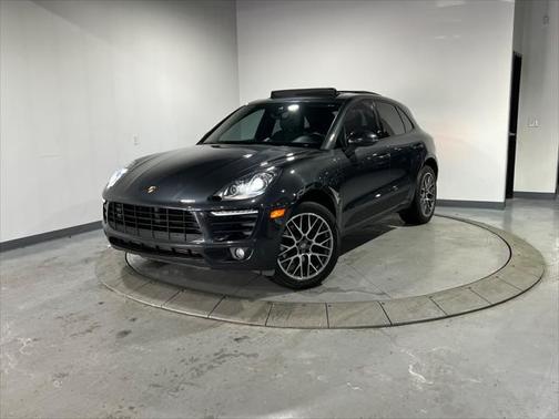 2018 Porsche Macan Base