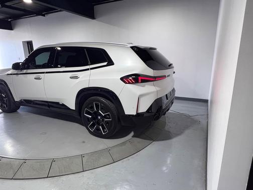 2023 BMW XM SUV