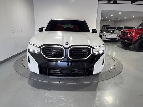 2023 BMW XM SUV