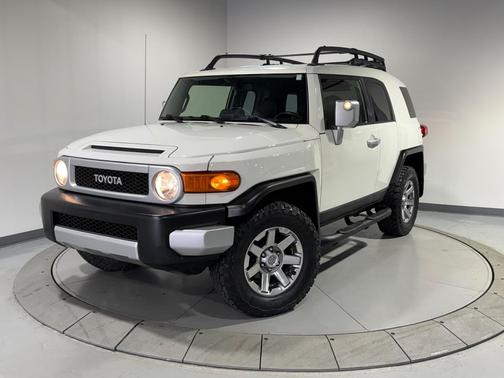 2014 Toyota FJ Cruiser Base