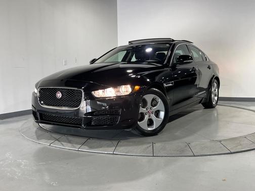 2018 Jaguar XE 25t