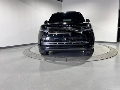 2024 Land Rover Range Rover P400 SE