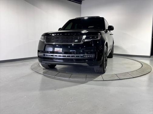 2024 Land Rover Range Rover P400 SE