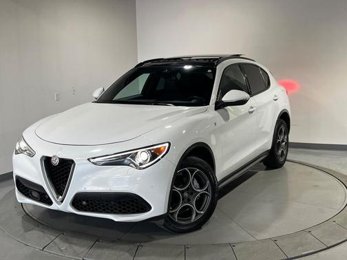2022 Alfa Romeo Stelvio Ti