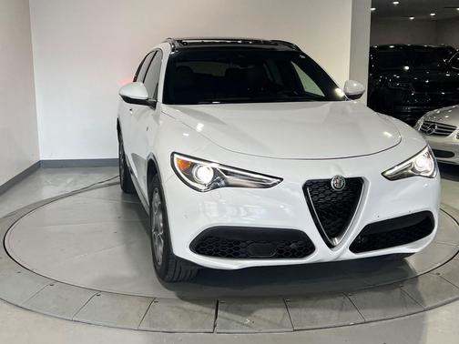 2022 Alfa Romeo Stelvio Ti