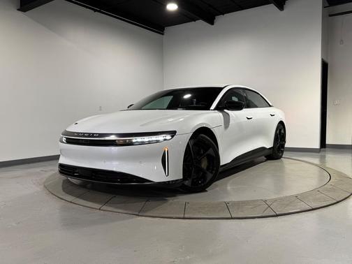 Stellar White Metallic 2024 Lucid Air Touring