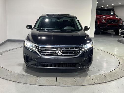 2020 Volkswagen Passat 2.0T R-Line