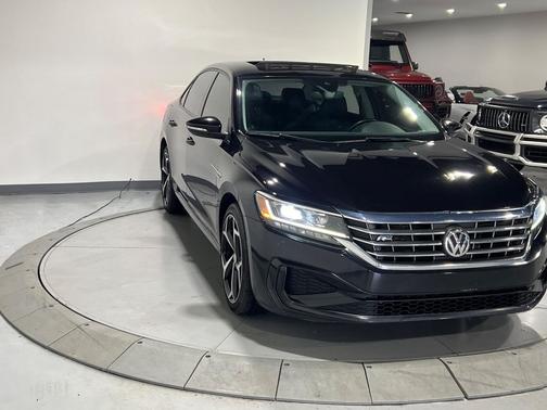 2020 Volkswagen Passat 2.0T R-Line