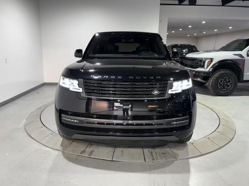 2023 Land Rover Range Rover P530 Autobiography LWB