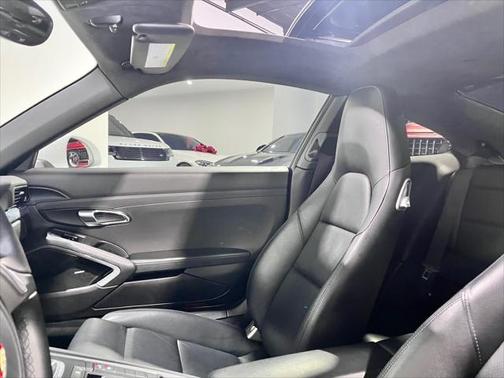 2015 Porsche 911 Carrera