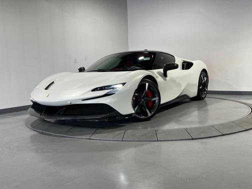 2021 Ferrari SF90 Stradale Coupe