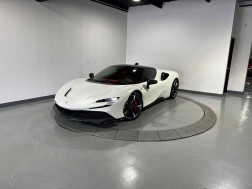 2021 Ferrari SF90 Stradale Coupe