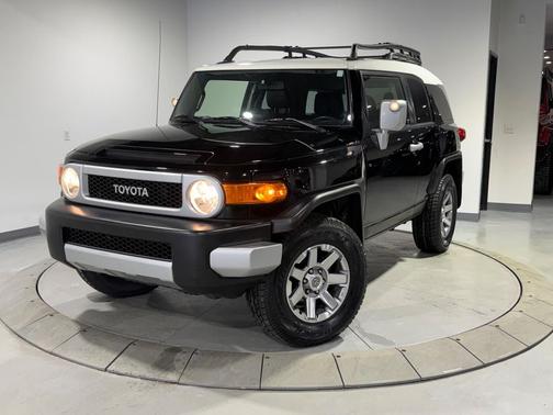 2014 Toyota FJ Cruiser Base