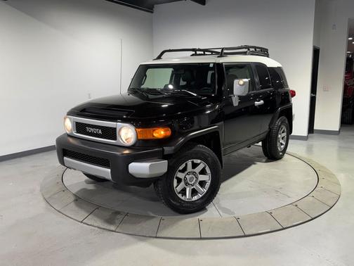 2014 Toyota FJ Cruiser Base