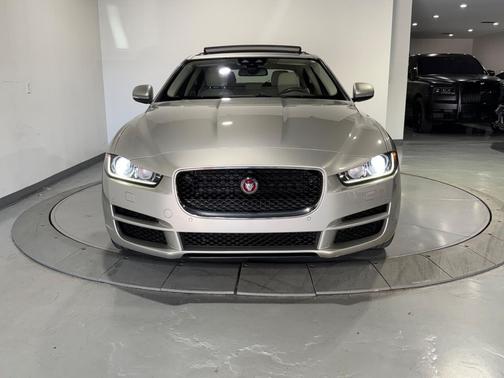 2017 Jaguar XE 20d Premium