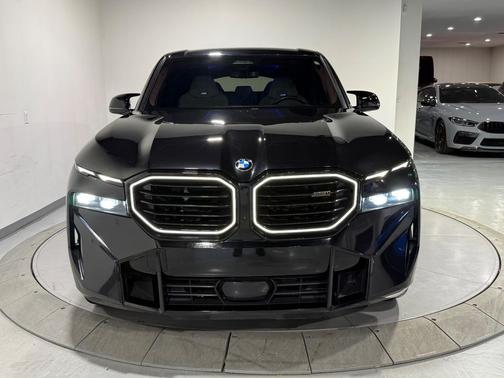 2023 BMW XM SUV