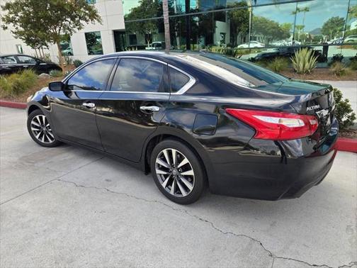 2017 Nissan Altima 2.5 SV