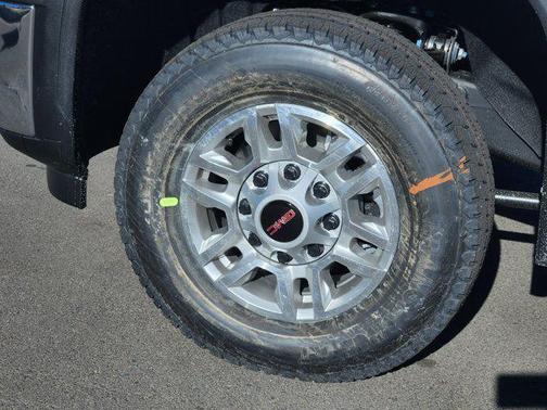 2026 GMC Sierra 2500 Pro