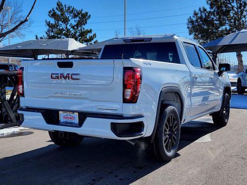 2025 GMC Sierra 1500 Elevation