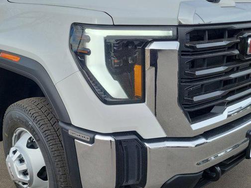 2026 GMC Sierra 3500 Base