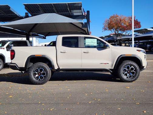 2026 GMC Canyon AT4X