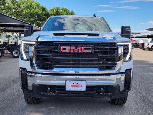 2025 GMC Sierra 2500 Base