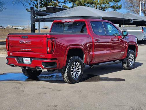 2022 GMC Sierra 1500 AT4