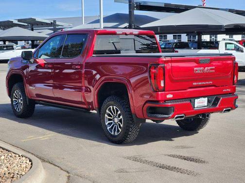 2022 GMC Sierra 1500 AT4