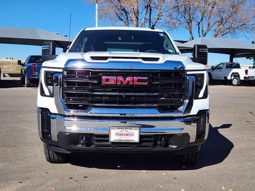 2026 GMC Sierra 2500 Base