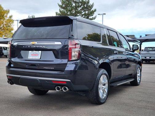 2023 Chevrolet Suburban Premier