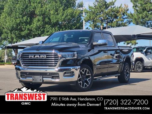 Diamond Black Crystal Pearlcoat 2025 RAM 1500 Laramie