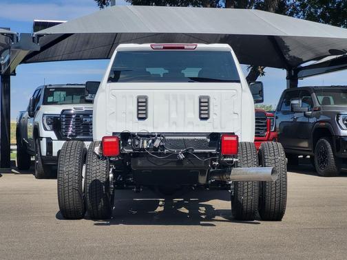 Summit White 2026 GMC Sierra 3500 Base