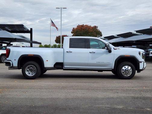 2026 GMC Sierra 3500 Denali