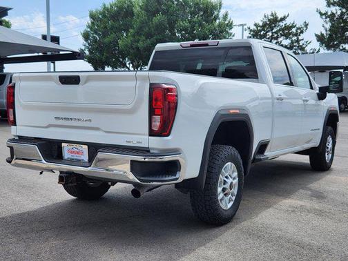 2022 GMC Sierra 2500 SLE