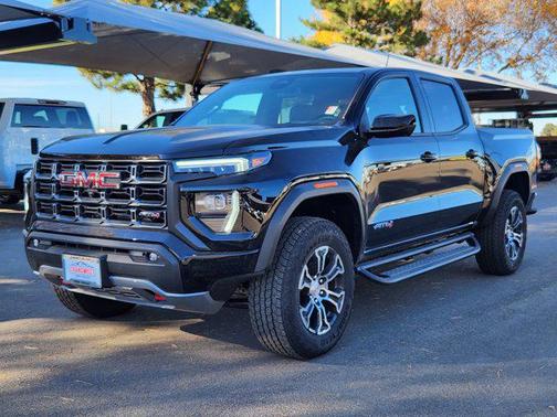 2025 GMC Canyon AT4