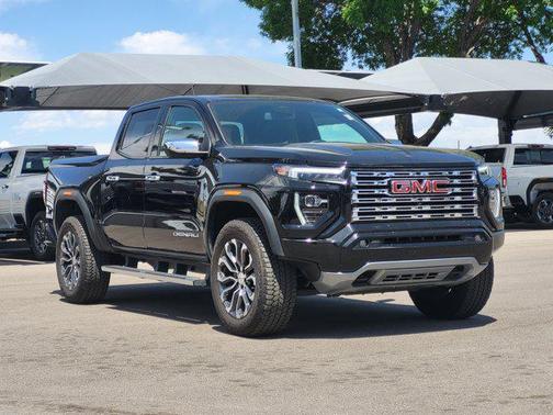Onyx Black 2025 GMC Canyon Denali