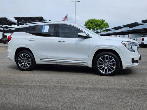 2024 GMC Terrain Denali
