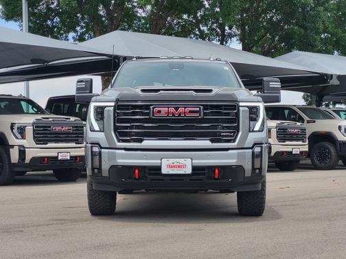 Sterling Metallic 2024 GMC Sierra 2500 AT4