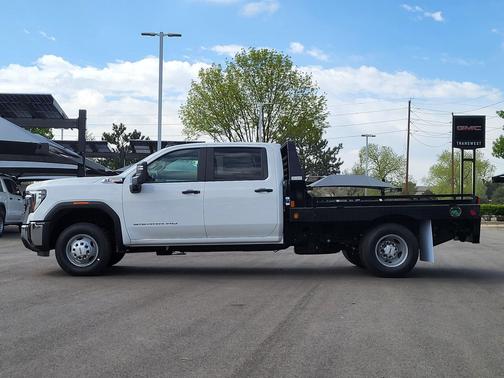 Summit White 2026 GMC Sierra 3500 Base