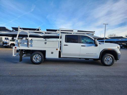 2026 GMC Sierra 2500 Base