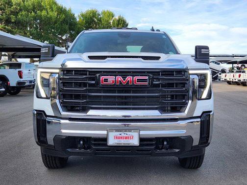 2026 GMC Sierra 2500 Base