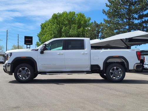 Summit White 2026 GMC Sierra 2500 SLE