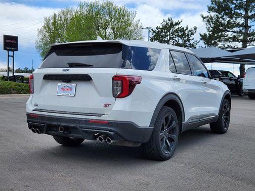 2022 Ford Explorer ST