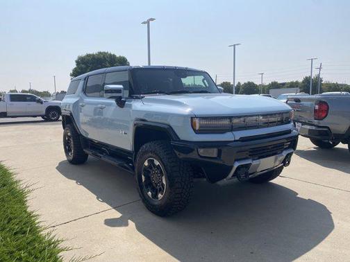 2024 GMC HUMMER EV SUV 2X